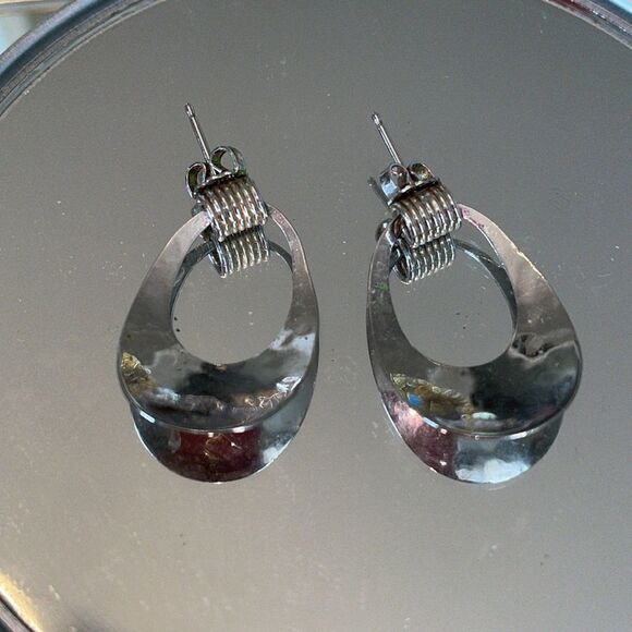 Carla Sterling silver open oval drop post earrings - Picture 4 of 5